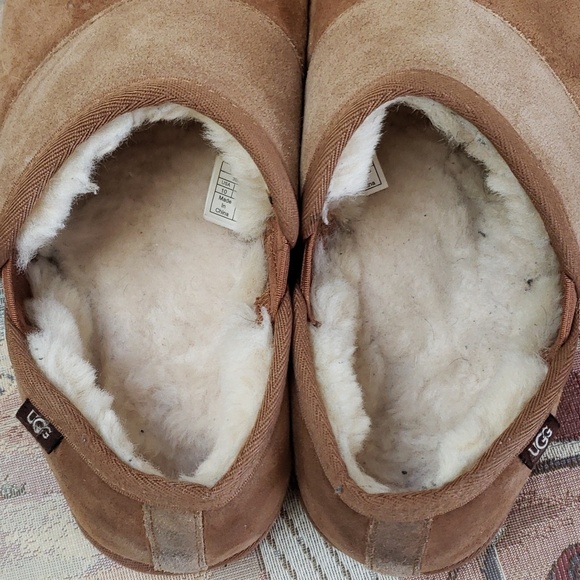 UGG Leisure Slip On Men\'s Suede Sheepskin Slipper Tan, Size 10